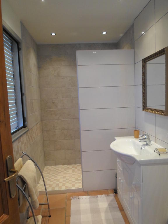 Chambre D'Hotes Villa Chenes-Pierres Mollans-sur-Ouvèze Стая снимка